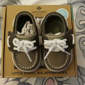 Infant sperry boat shoes...